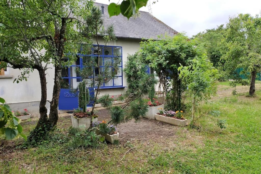 Saint-Benoit-du-Sault Maison Tout Confort Avec Piscine מראה חיצוני תמונה